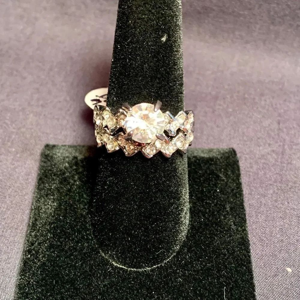 👰 I Do Ring Set 👰 Size 8.5